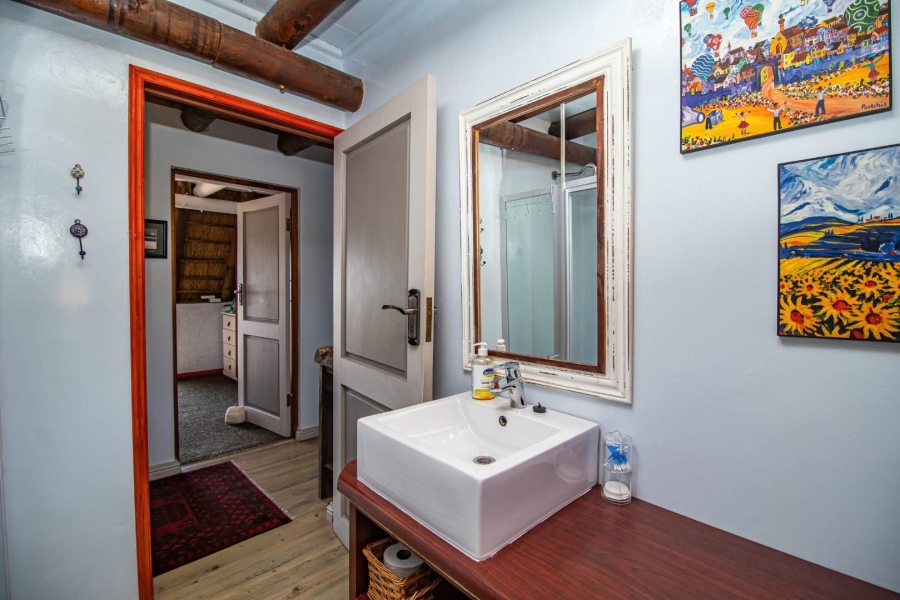 5 Bedroom Property for Sale in Stilbaai Wes Western Cape